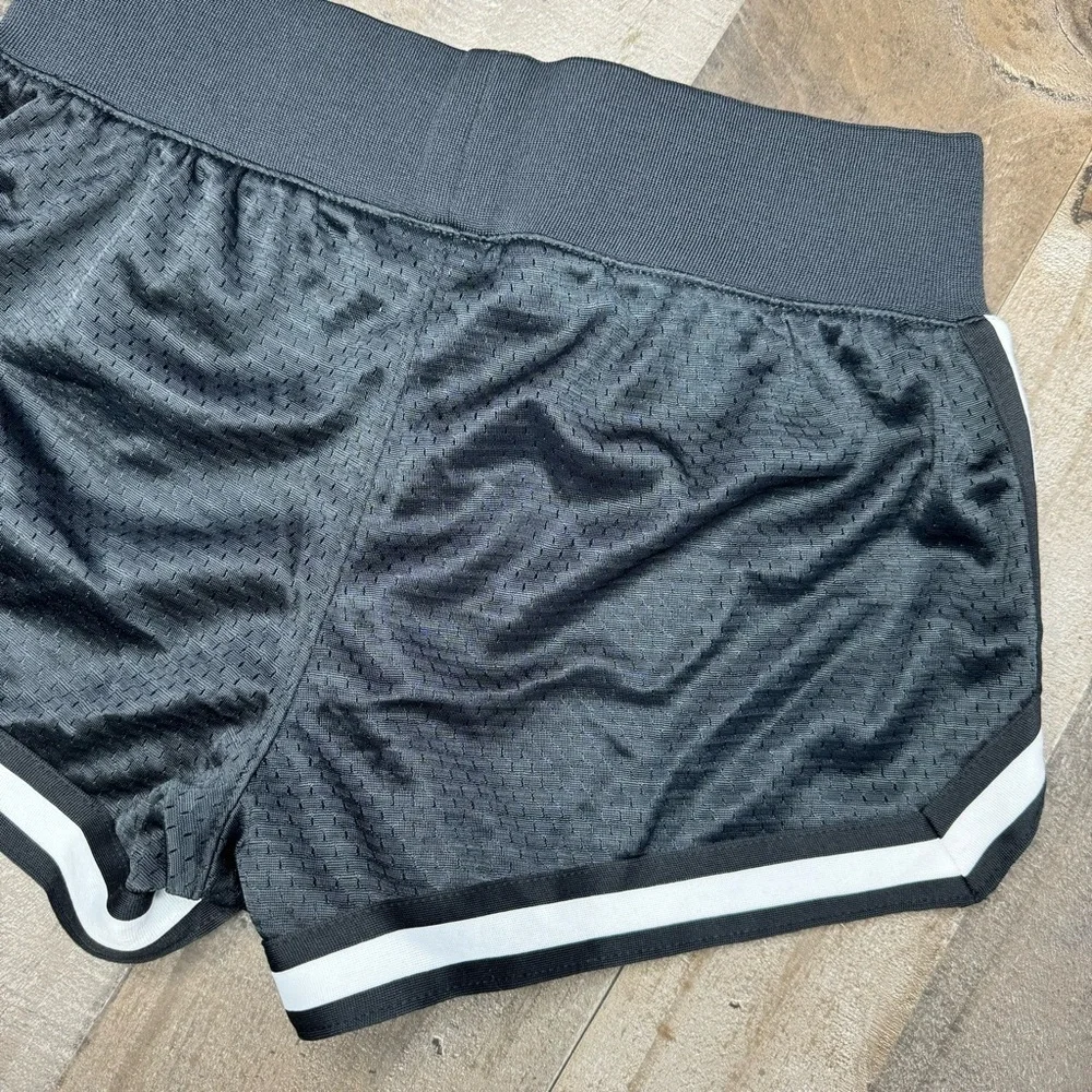 Champion Black Mash Active Short size Small